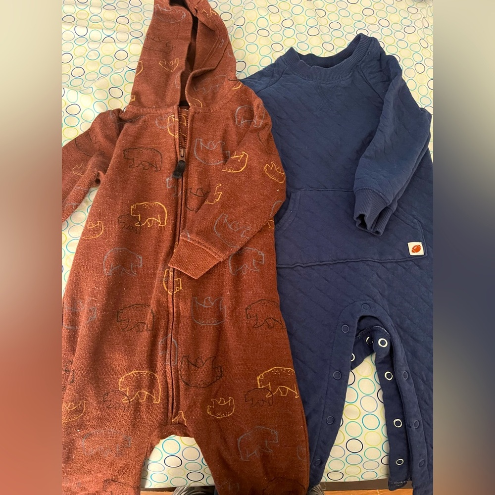 Bundle of two 18 month boy one piece outfits💙